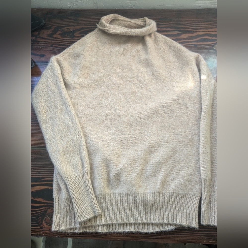 Saks Fifth Avenue 100% Cashmere Moci Turtleneck Sweater – XS